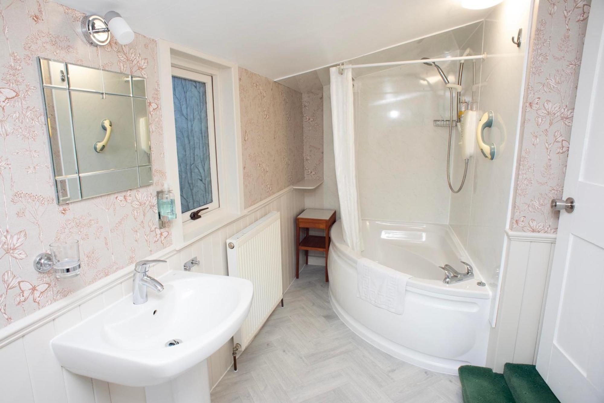 Dunvegan B&B Dufftown Bagian luar foto