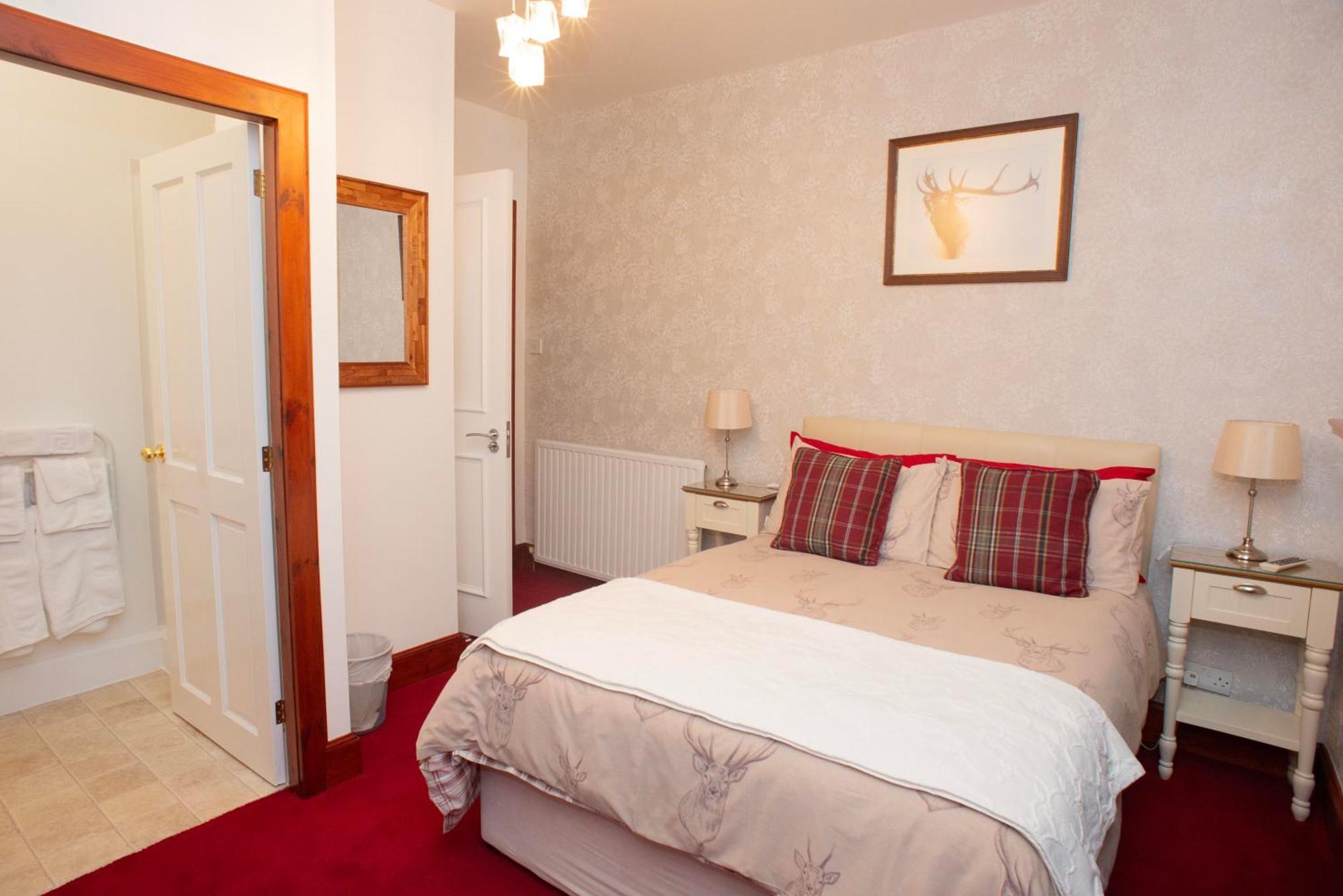 Dunvegan B&B Dufftown Bagian luar foto