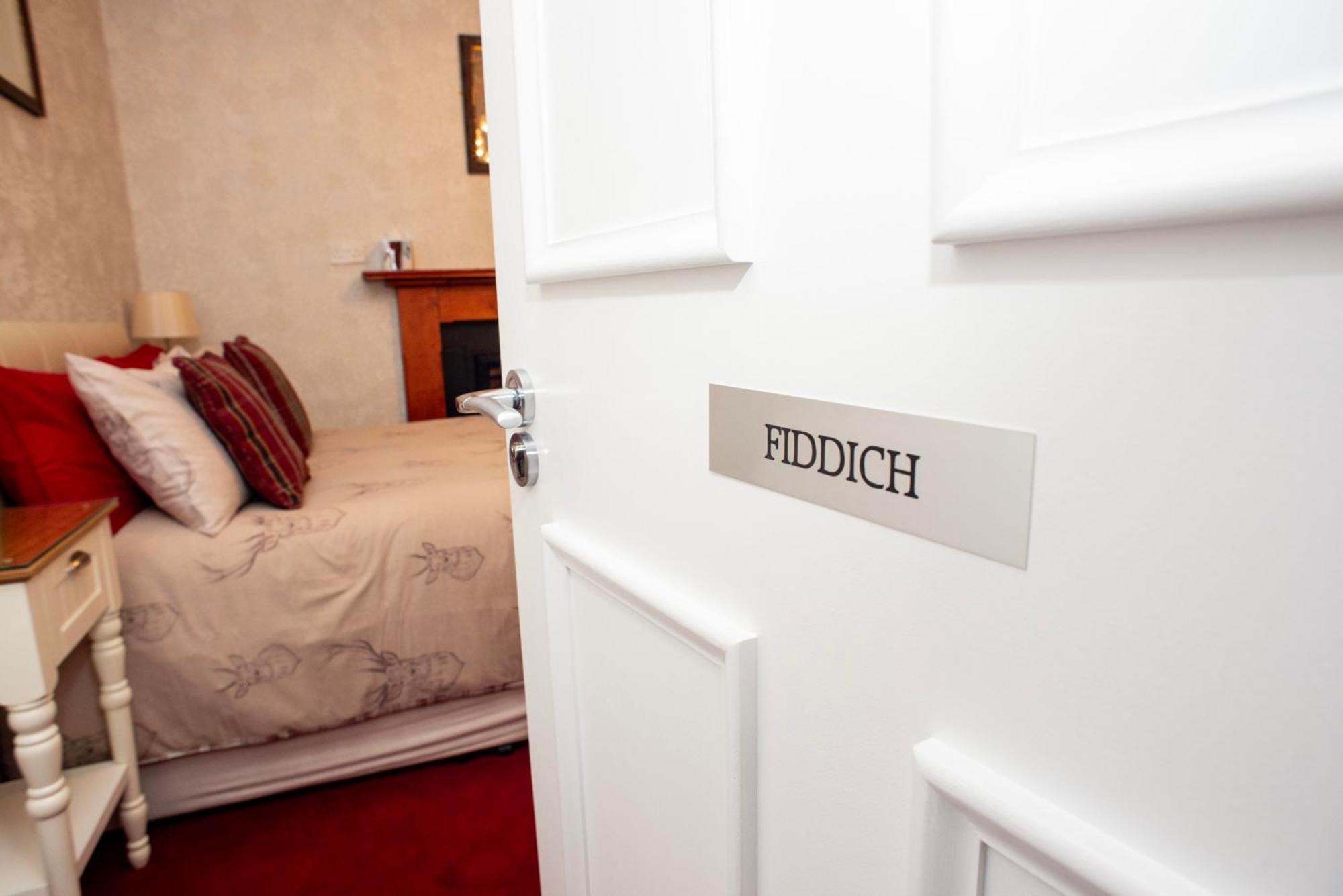 Dunvegan B&B Dufftown Bagian luar foto